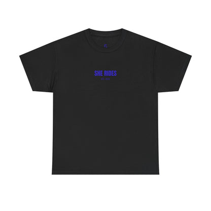 She Rides Basic T-shirt Blauw//Bikergirl T-shirt