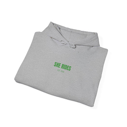 She Rides Basic Hoodie Groen//Bikergirl Hoodie