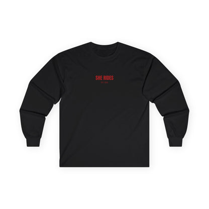 She Rides RideOrDie Long Sleeve Rood//Bikergirl Long Sleeve